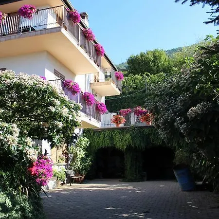 Nonno Tobia Farm stay *